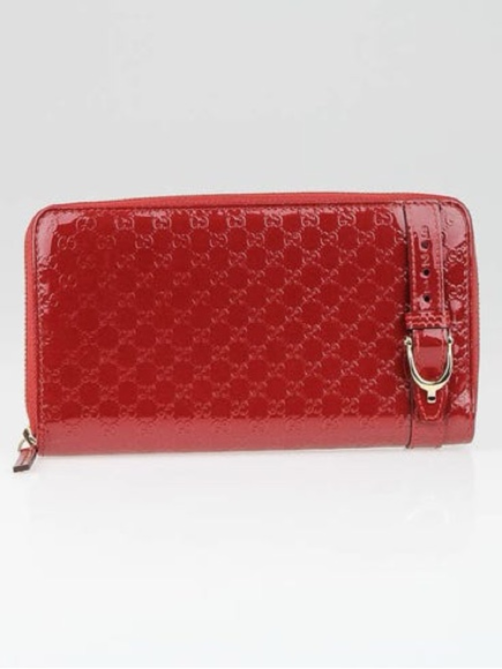 GUCCI
Red Patent Leather Microguccissima Nice Zippy Long Wallet